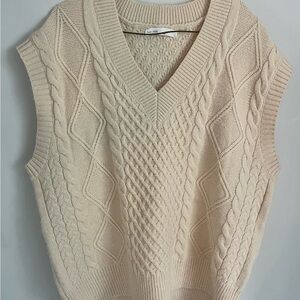 OAK + FORT Cream Cable-Knit V-Neck Sweater Vest